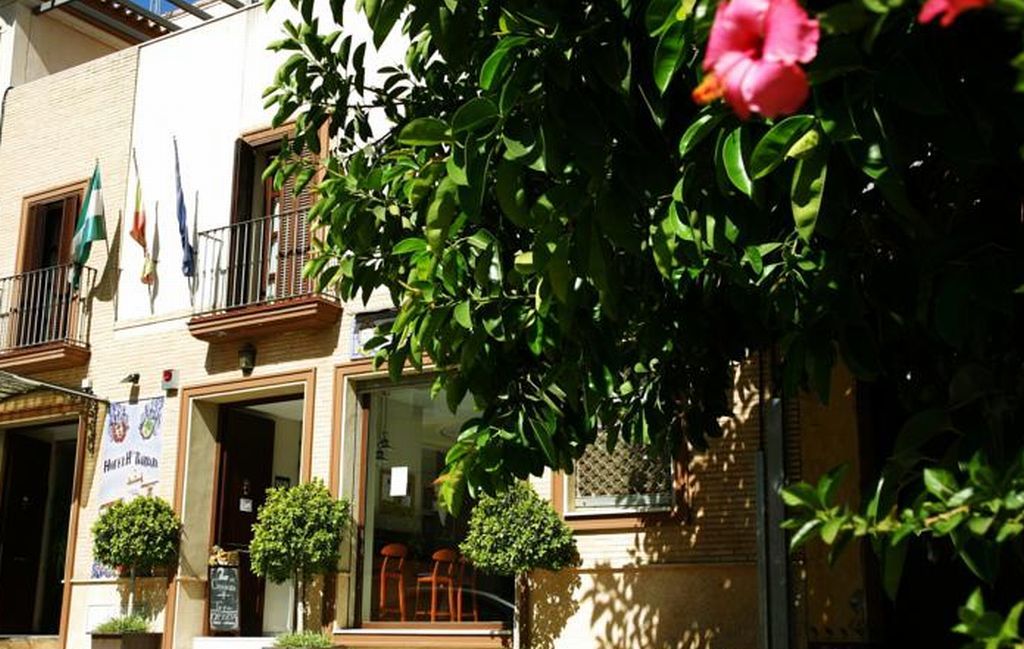 Ele Santabarbara Hotel Castilleja de la Cuesta Exterior foto